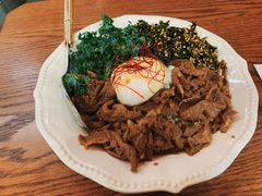 又一餐温泉蛋肥牛饭-CowCow其其·牛杂咖啡公司(六运店)