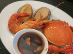 -圣丰索菲特·2 On 988 Café 自助餐厅