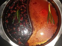-纸盐河码头火锅(十八梯店)