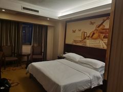 -维也纳酒店(桂林万象城火车站店)