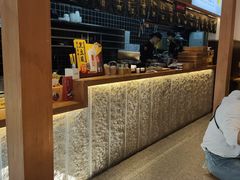 -呼啦面馆·头牌豌杂面(爱琴海店)