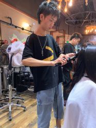 -CUT CUT Hair Salon