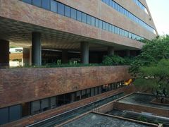 -香港理工大学