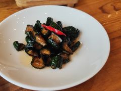 -侬佳蒸菜馆(听潮店)