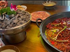 -萍姐火锅·公路夜市(武汉首店)