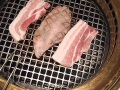 -赤坂亭·M9和牛烧肉(南京江南虹悦城店)