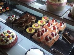 -TOUCH泰奇(奉贤宝龙城市广场店)