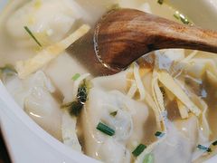 -馋三尺蟹粉小笼(人民广场店)