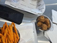 -TRIPS BURGER(大钟寺店)