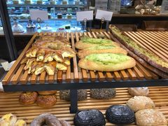-焙丽拾光(麦凯乐直营店)