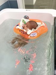 点击看大图 -Pony Baby宝尼婴幼儿游泳SPA馆
