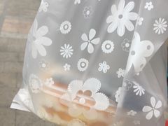 -雷米蛋糕·安佳奶油·当日最鲜果(保利·湾天地店)