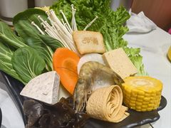 -呷哺呷哺(融创茂店)