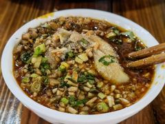 -金海椒罐罐鲢鱼(东方桂苑店)