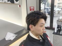 -尤司男士国潮理发馆