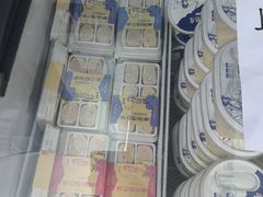 -正飞鲜奶(吐鲁番路店)