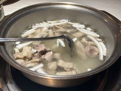 -喃喃椰·糟粕醋·椰子鸡火锅(七堡花园店)