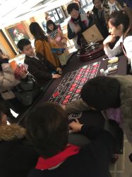 -北京七彩云南翡翠珠宝旗舰店(月坛店)