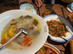 -有红鸡毛店·川菜(建设路店)