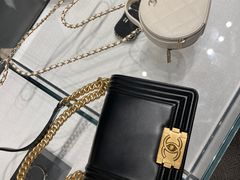 -CHANEL(恒隆广场店)