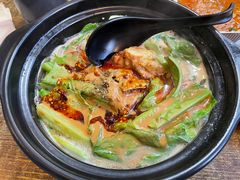 -花儿姐与战哥的美食档