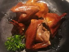 烤乳鸽-汤城小厨•粤菜•靓汤(金宝街店)