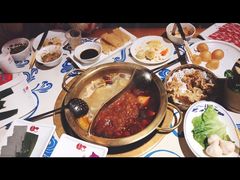 -重庆爽翻天老火锅(临平万达广场店)