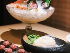 -余欢领鲜火锅(新街口店)