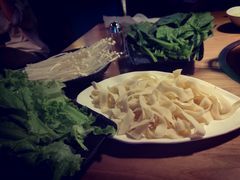 -尚品小土屋涮毛肚(李沧万达店)