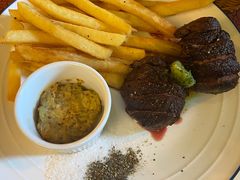 -羽深肉铺 Steak & Wine
