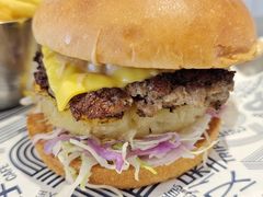 -TRIPS BURGER(大钟寺店)