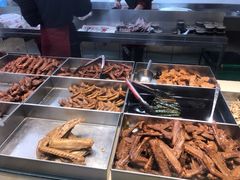 -狗撵鸭(泰山公寓店)