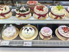 -花花卷卷·鲜食蛋糕(静安久光百货店)