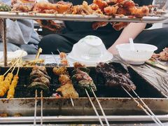 -老广烧烤(骆驼山康馨园店)