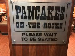 -Pancakes on the rocks(Darling Harbour)