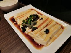 皮蛋豆腐-胖哥俩肉蟹煲(济南世茂国际广场店)