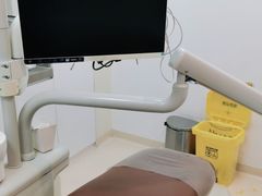 -瑞泰口腔(龙湖门诊)