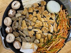 -24 新村雪浓汤(长白山烤肉店)