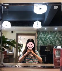 -苑苑发型设计