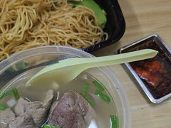 -牛师傅广式药膳牛骨汤美食(江南西店)