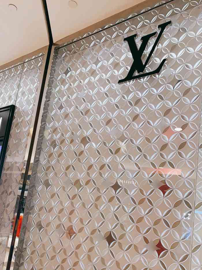 lv路易威登恒隆广场店
