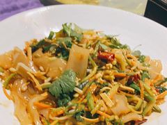 -95号酱骨·一块豆腐(展春园西路店)