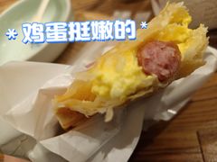 整个香肠鸡蛋酥脆-粉粉乐鲷鱼烧(美罗城店)