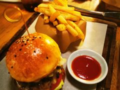 牛肉汉堡套餐-EN SPACE恩空间