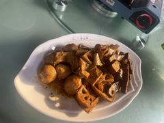 -老鼎万春卤菜(五代传承创始老店)