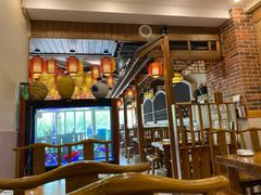 大堂-东来菜馆•手抓海鲜家常菜•海鲜锅贴(鸽子窝店)