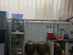 -正宗杨记普洱酸醋米线(总店)