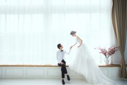 -太郎花子婚纱摄影艺术中心
