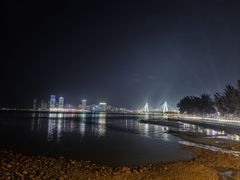 -万绿园