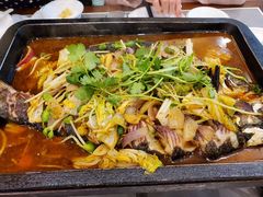 木屋秘制炭火烤鱼-浔味·山屿湖·正宗淳牌全鱼宴老字号
